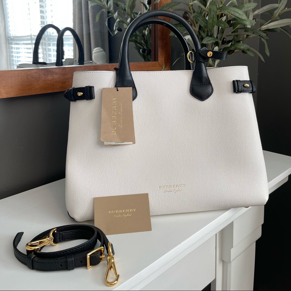 Burberry Banner Bag Satchel Crossbody
Medium - White